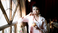 Hoa hậu H’Hen Niê khoe nhan sắc ấn tượng trong những ngày khám phá New Zealand